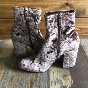 Steve Madden crushed velvet booties
